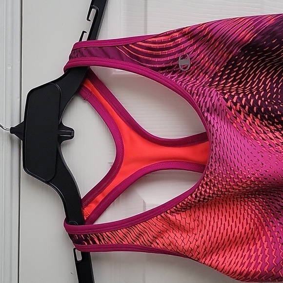 Champion Women's Sports Bra - Picture 3 of 9